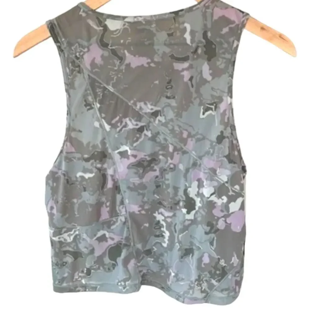 Gymshark Camo Print Active Tank‎ Top - Picture 2 of 9